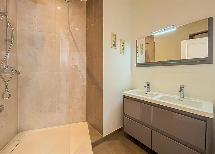 Gambetta - Wifi, 2pers, Hyper Center Nice